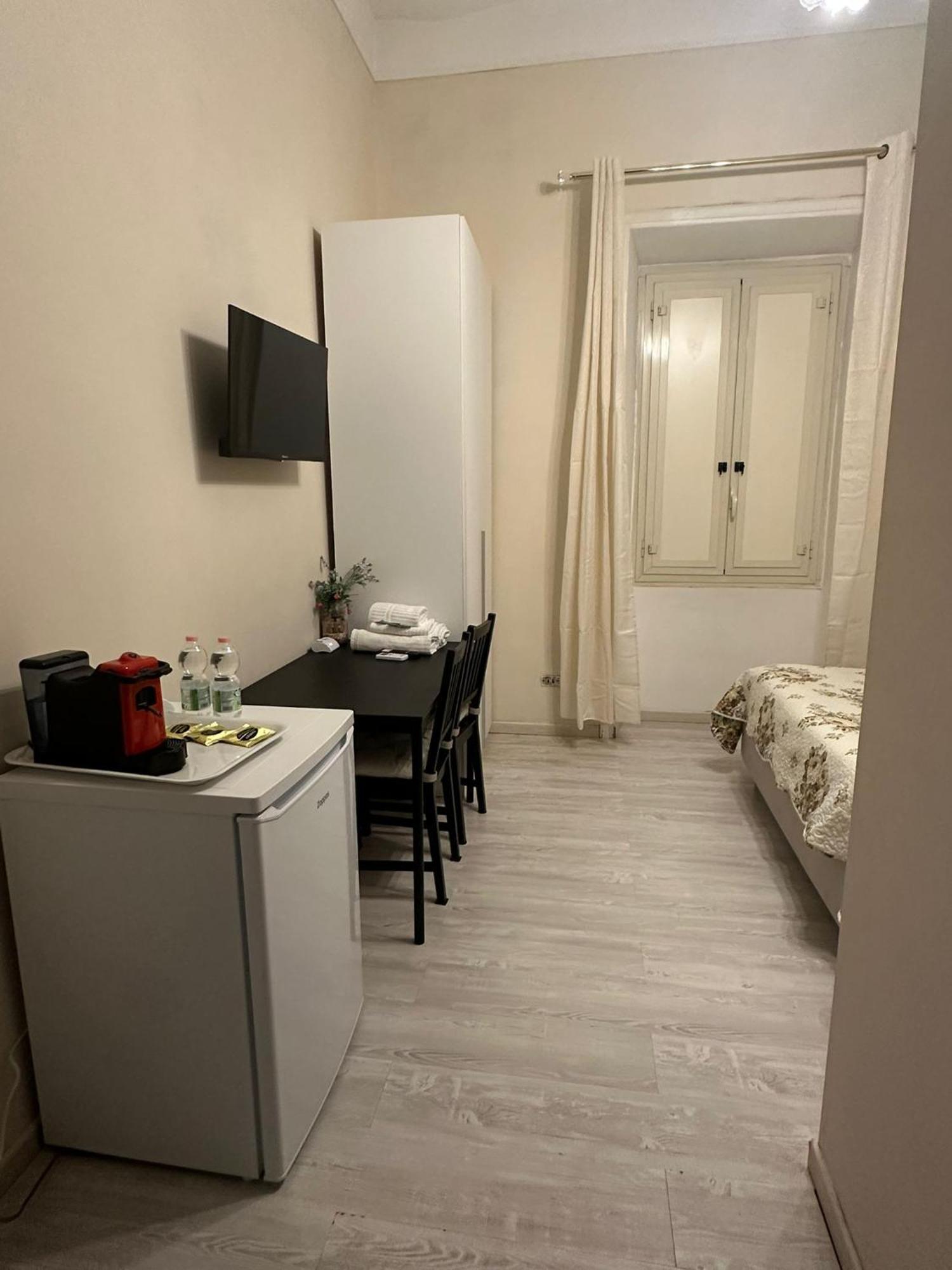 Marcelina Holidays Rooms โรม ภายนอก รูปภาพ