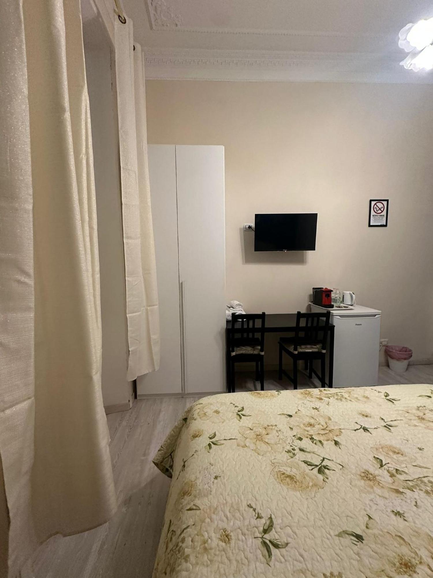 Marcelina Holidays Rooms โรม ภายนอก รูปภาพ