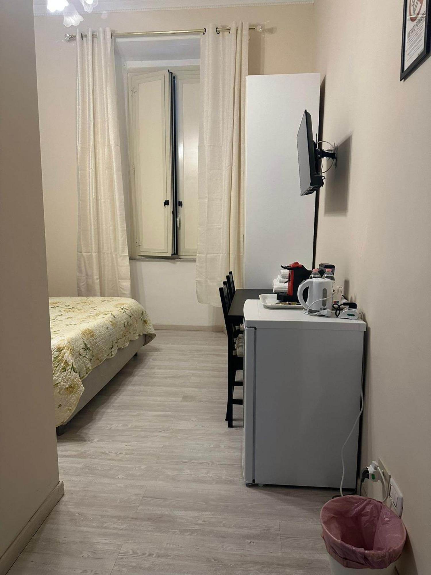Marcelina Holidays Rooms โรม ภายนอก รูปภาพ